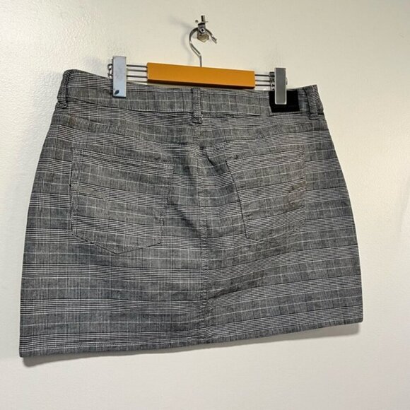 American Eagle Super Stretch Plaid Mini Skirt US 14 Long - Picture 8 of 12